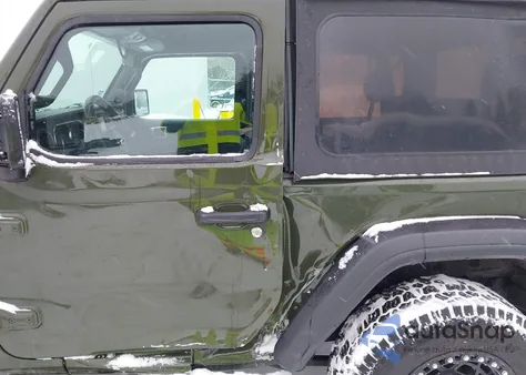 2021 Jeep Wrangler Sport 4X4 z USA, uszkodzony, nr VIN 1C4GJXAG5MW557070